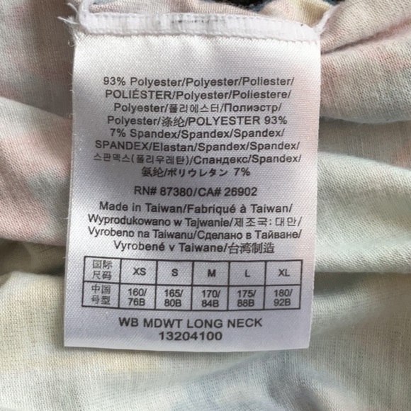 Burton Midweight Base layer Long neck shirt women's size XS - Picture 6 of 6